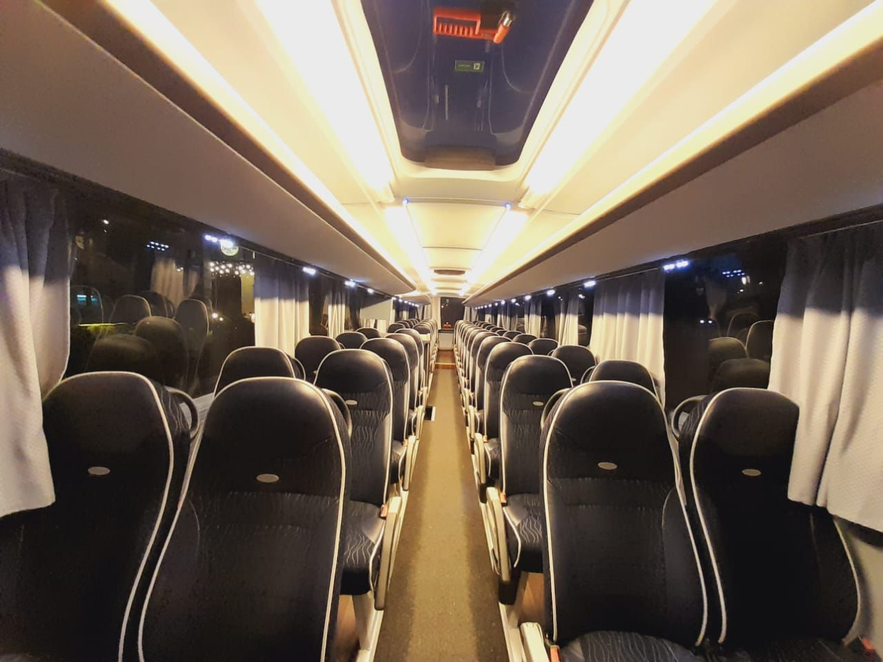 Sürücü ilə neoplan icarəsi