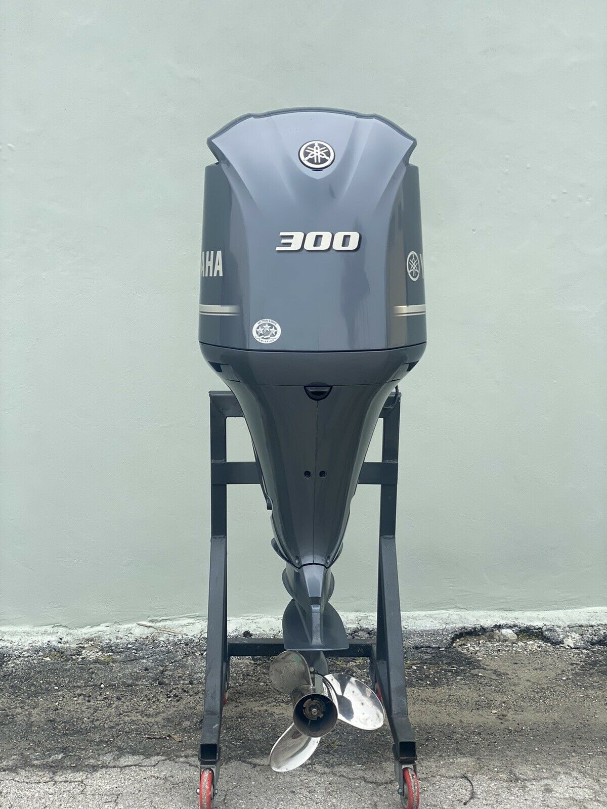 Yamaha 300hp/200hp/100hp outboard