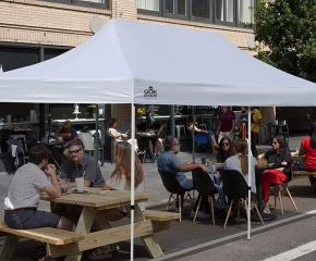 Restoranlar üçün iki tərəfə açılan tent