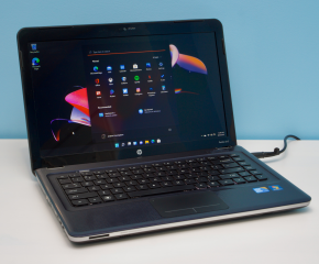 Windows 11 emeliyyat sistemi