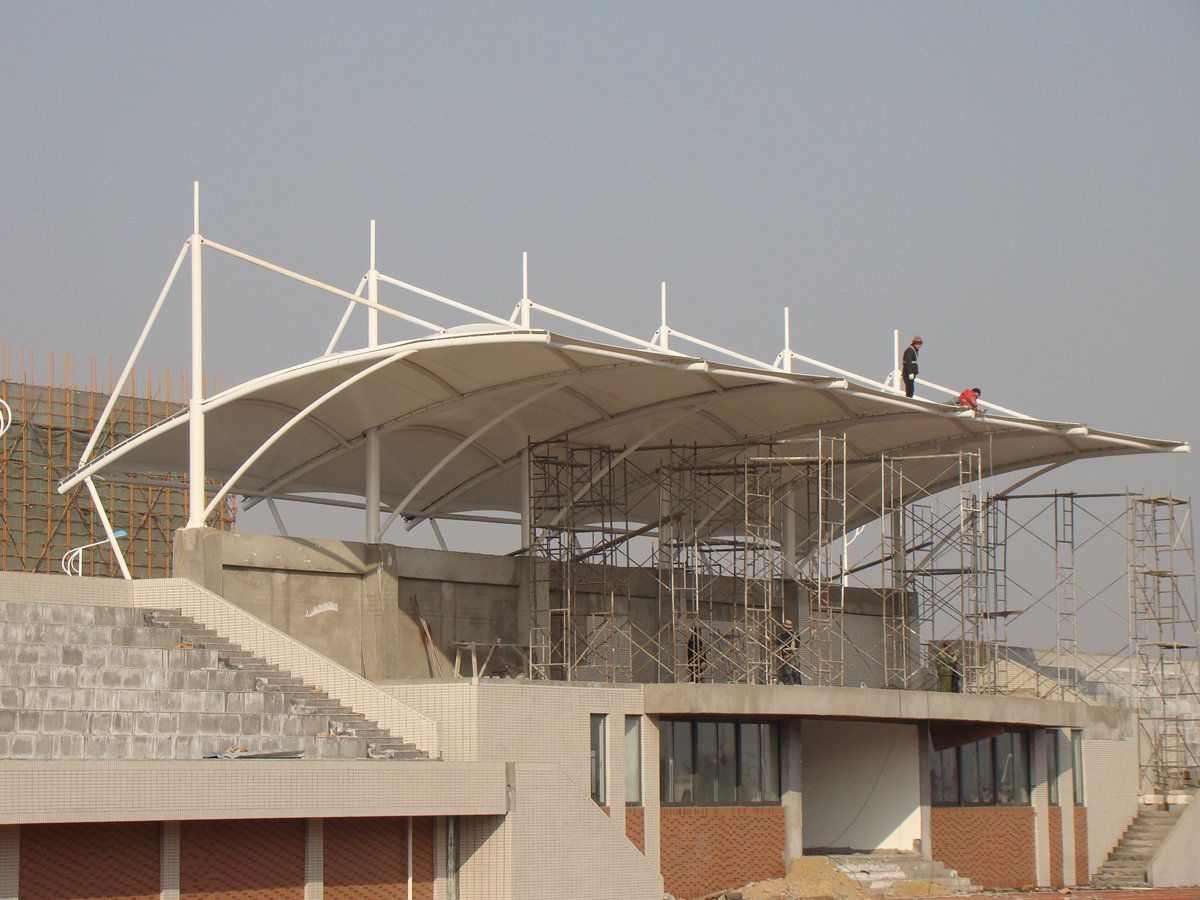 Stadion üçün kölgəlik