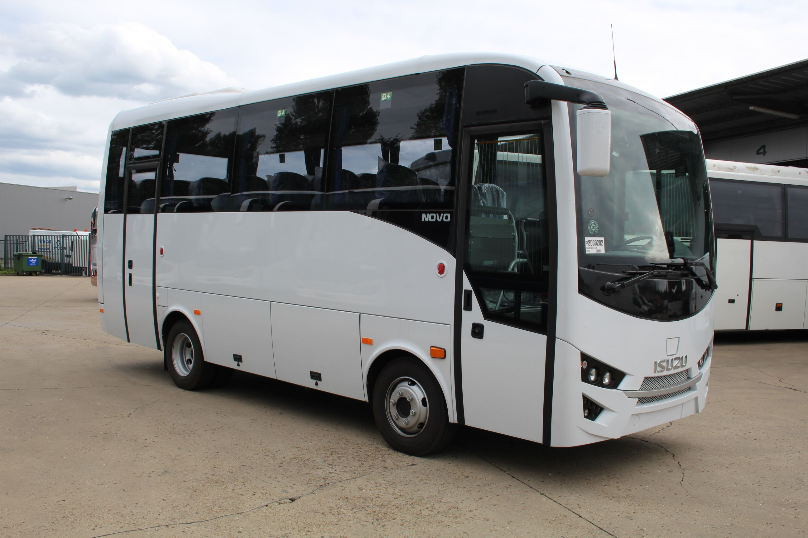 Isuzu novo icaresi