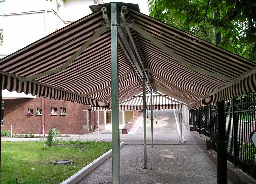 Kafelər üçün çətir qurulması