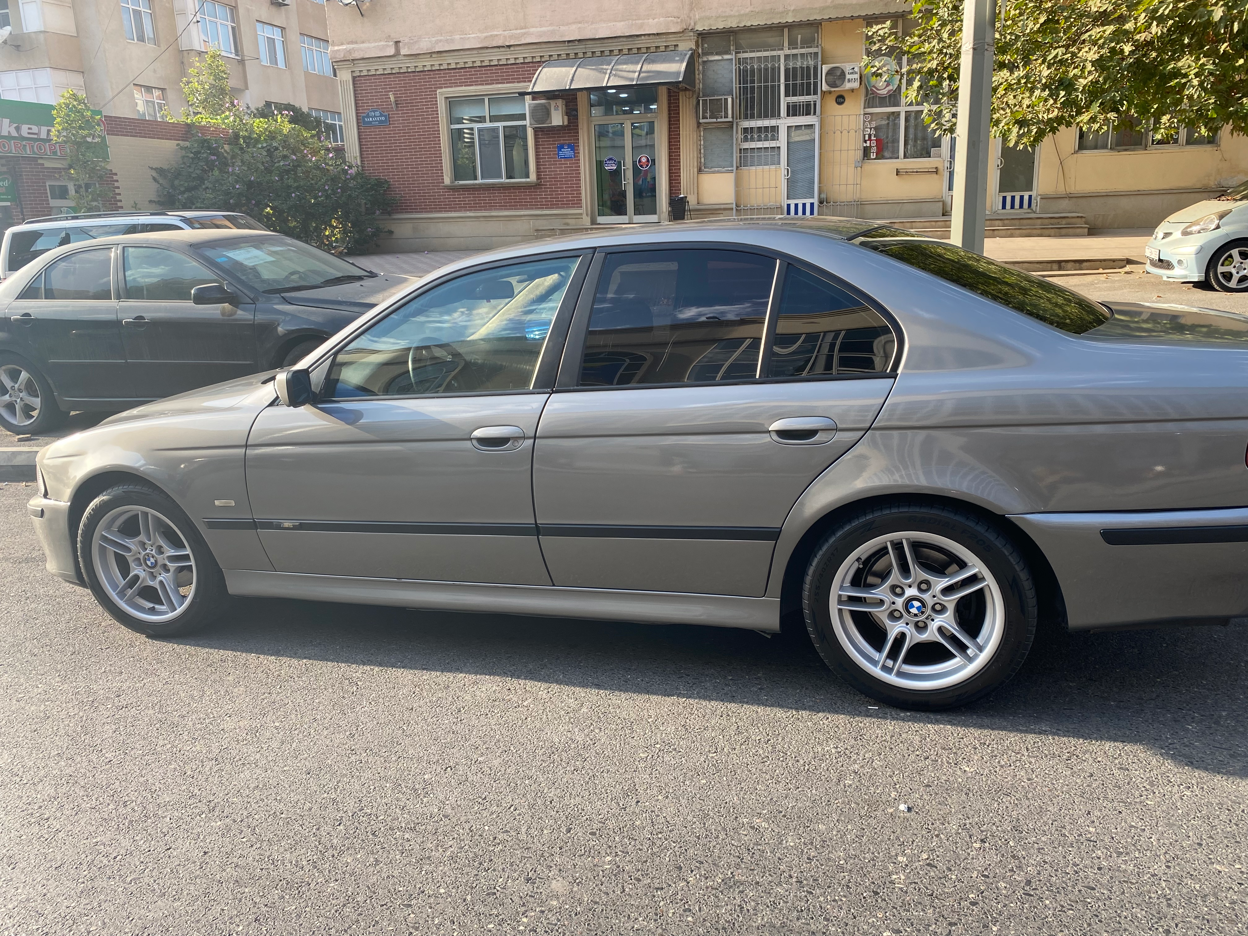 Bmw 528 , 1998 il