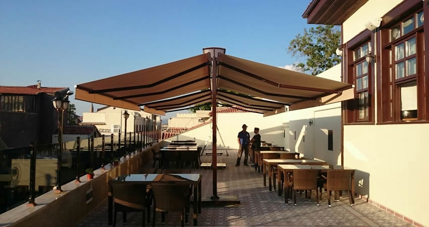 Hər ki tərəfə açılan kölgəlik sisteminin qurulması