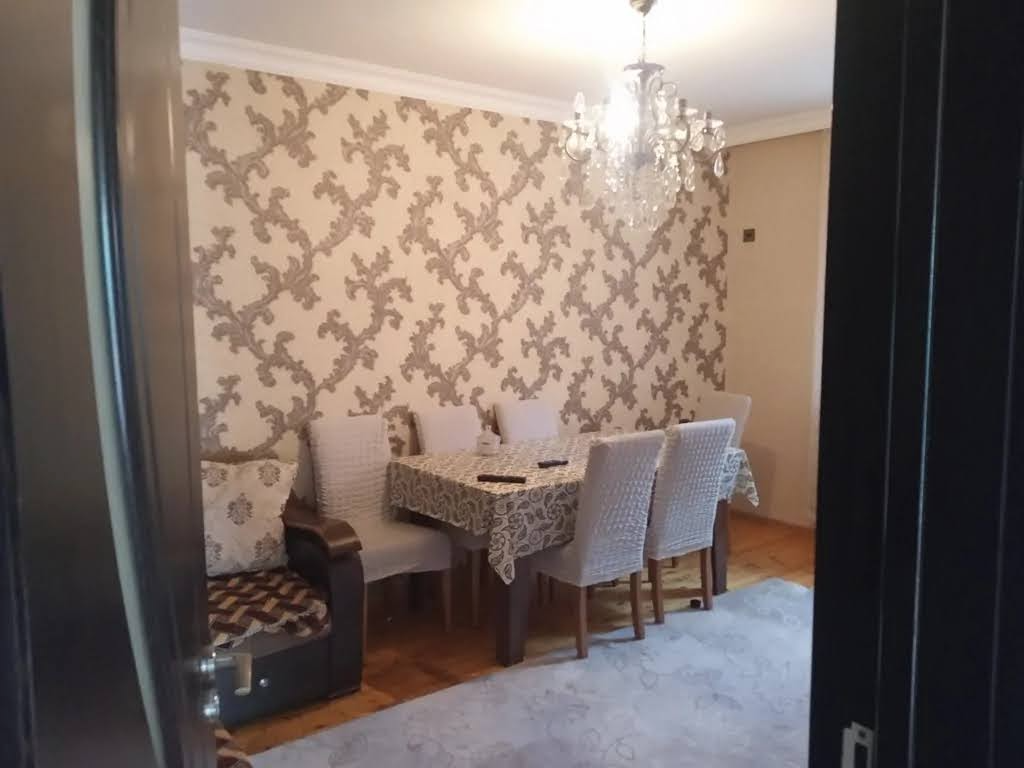 3 - otaqlı  65 m²  yeni tikili satılır , bakı şəhəri