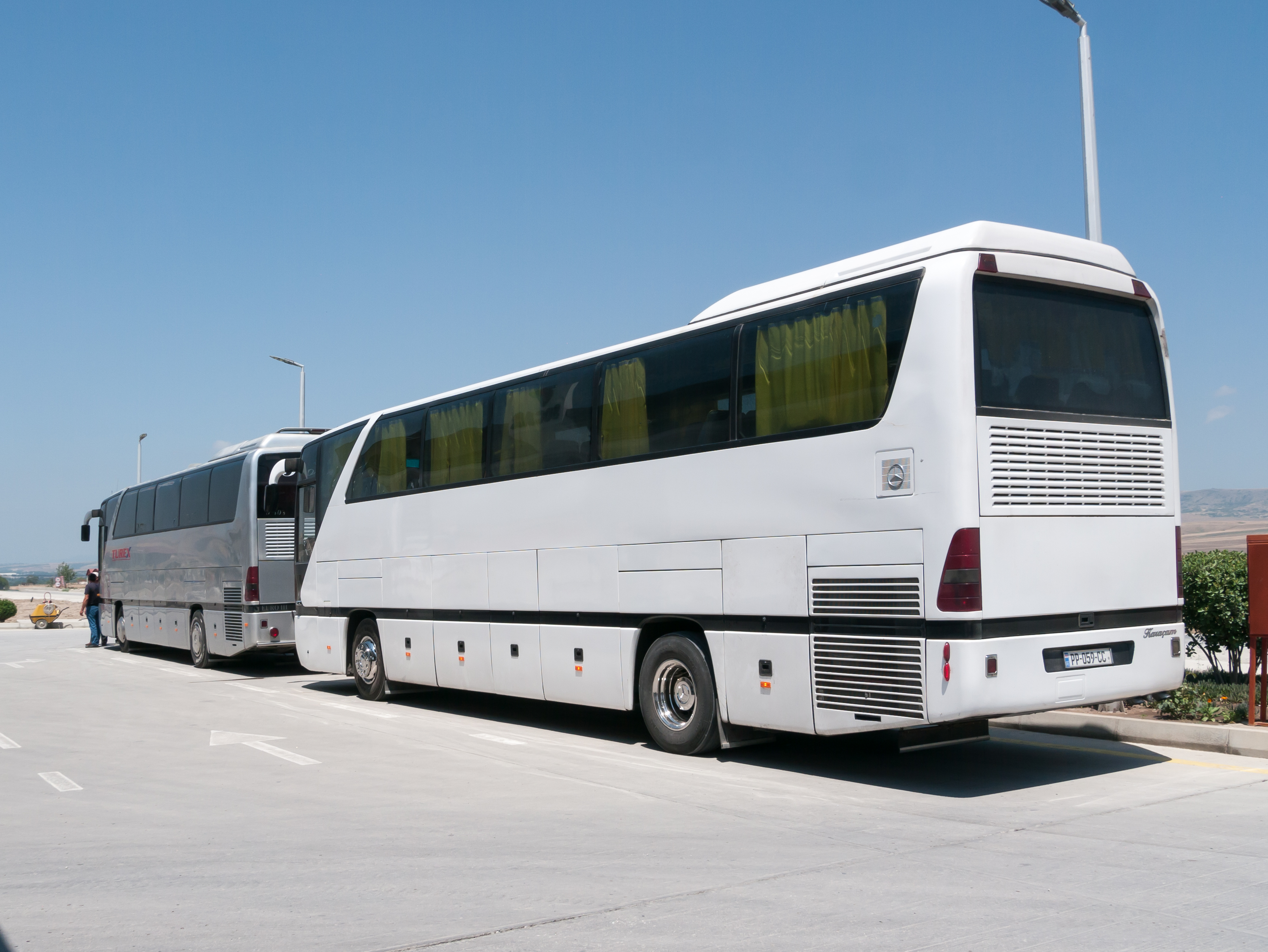 Mercedes 403 gunluk icaresi